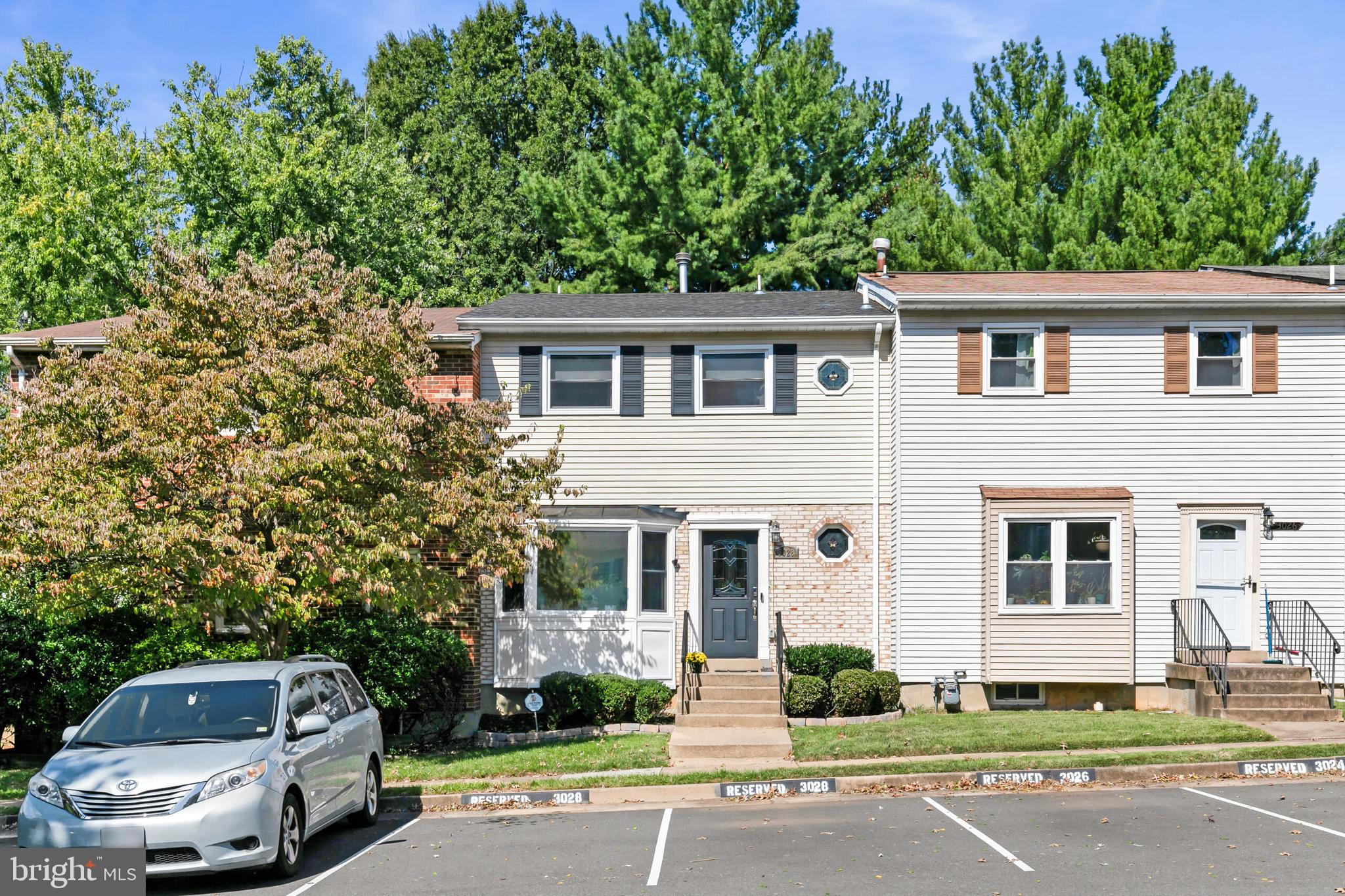 3028 Southern Elm Ct