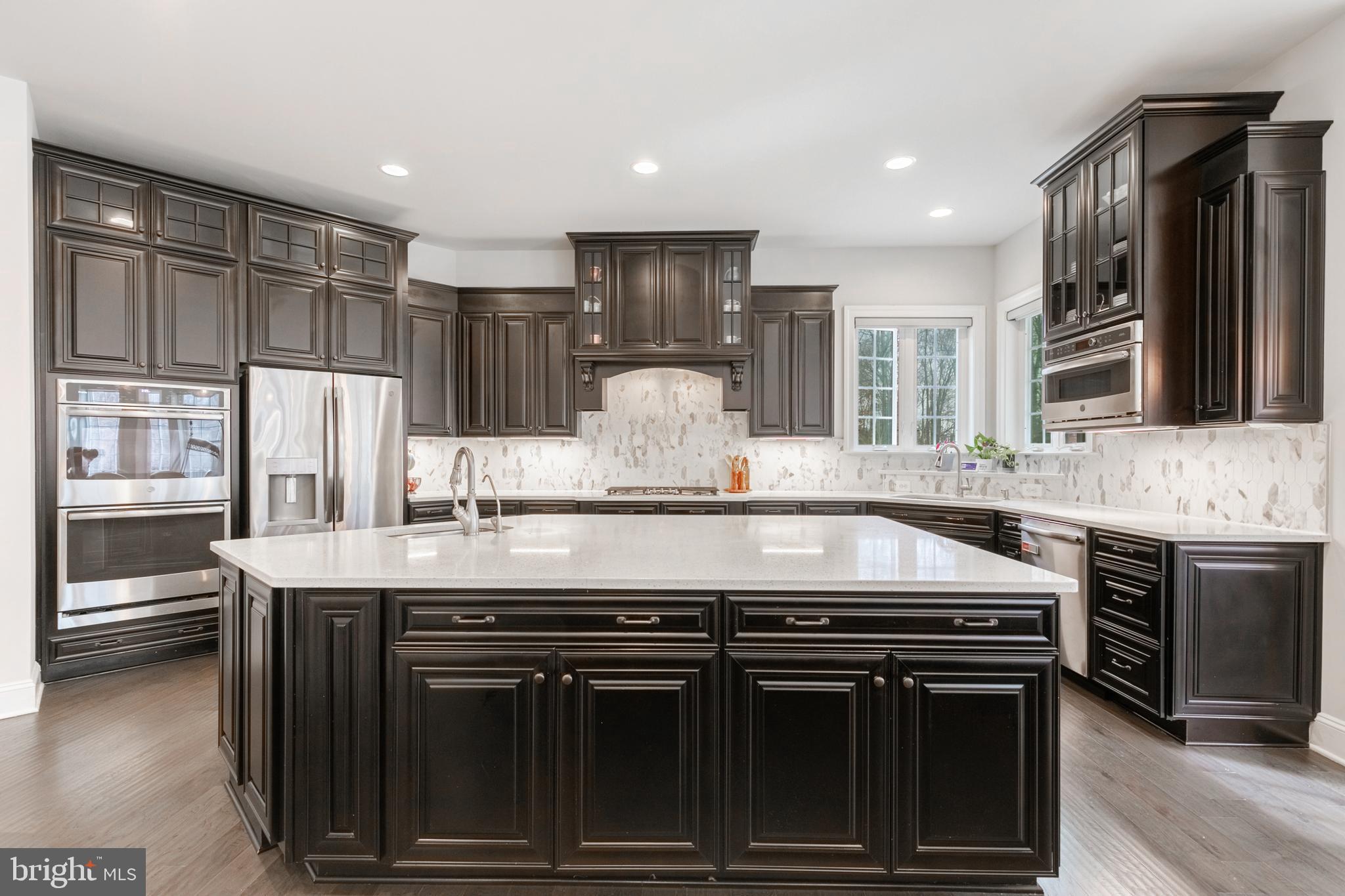 26959 Barnsley Pl