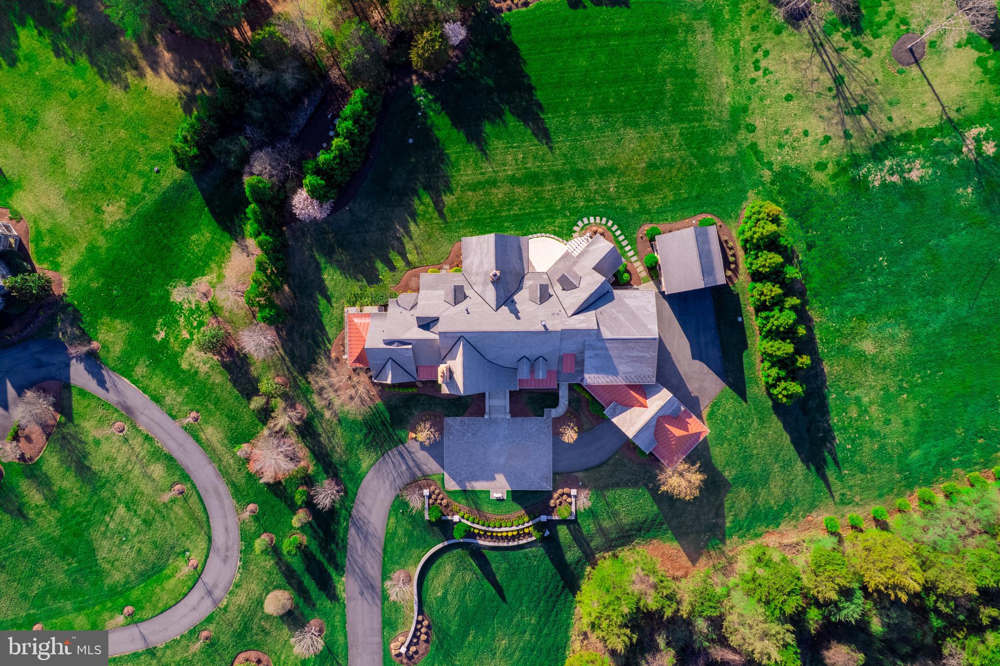 22577 Creighton Farms Dr