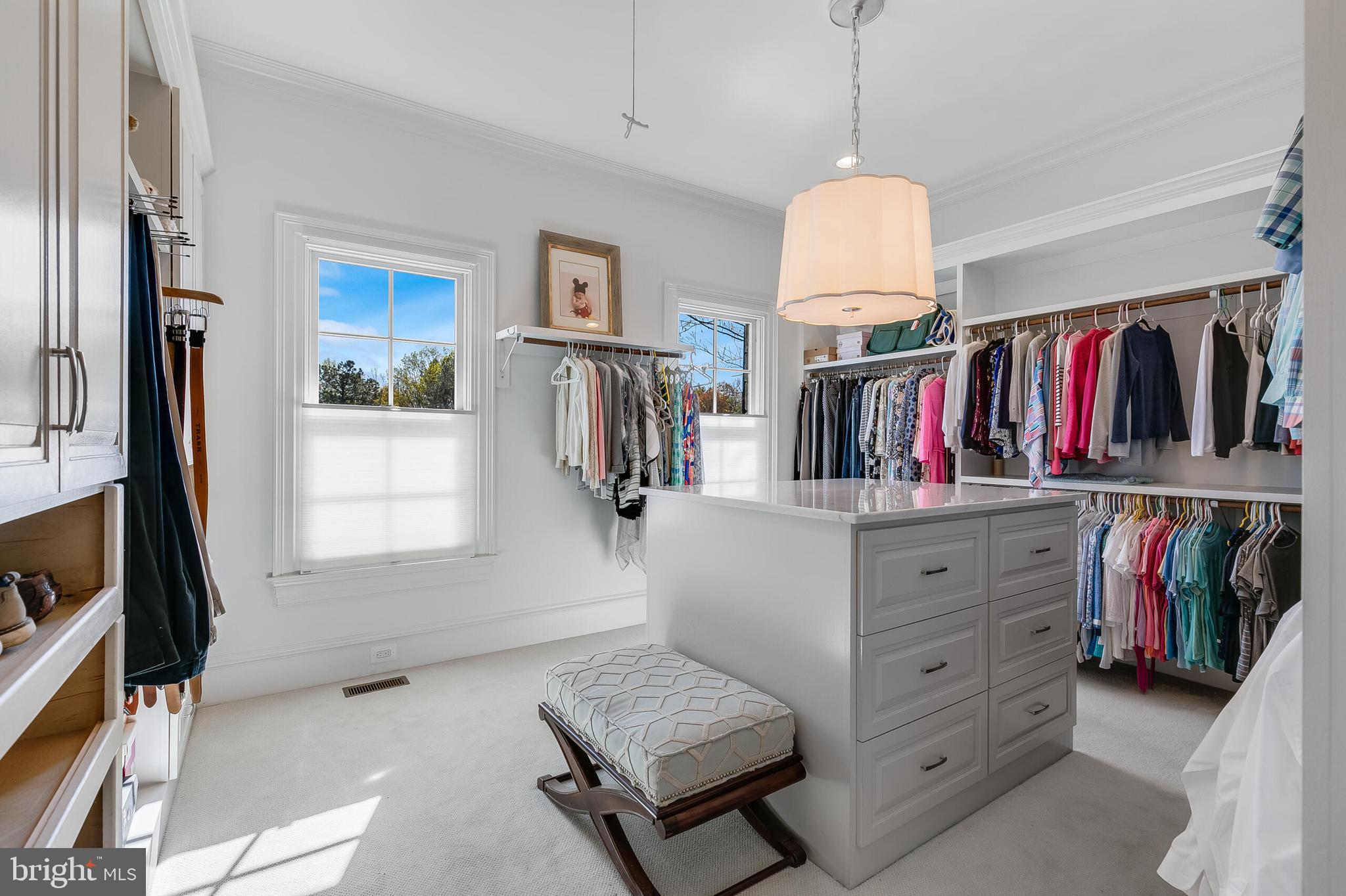 22577 Creighton Farms Dr