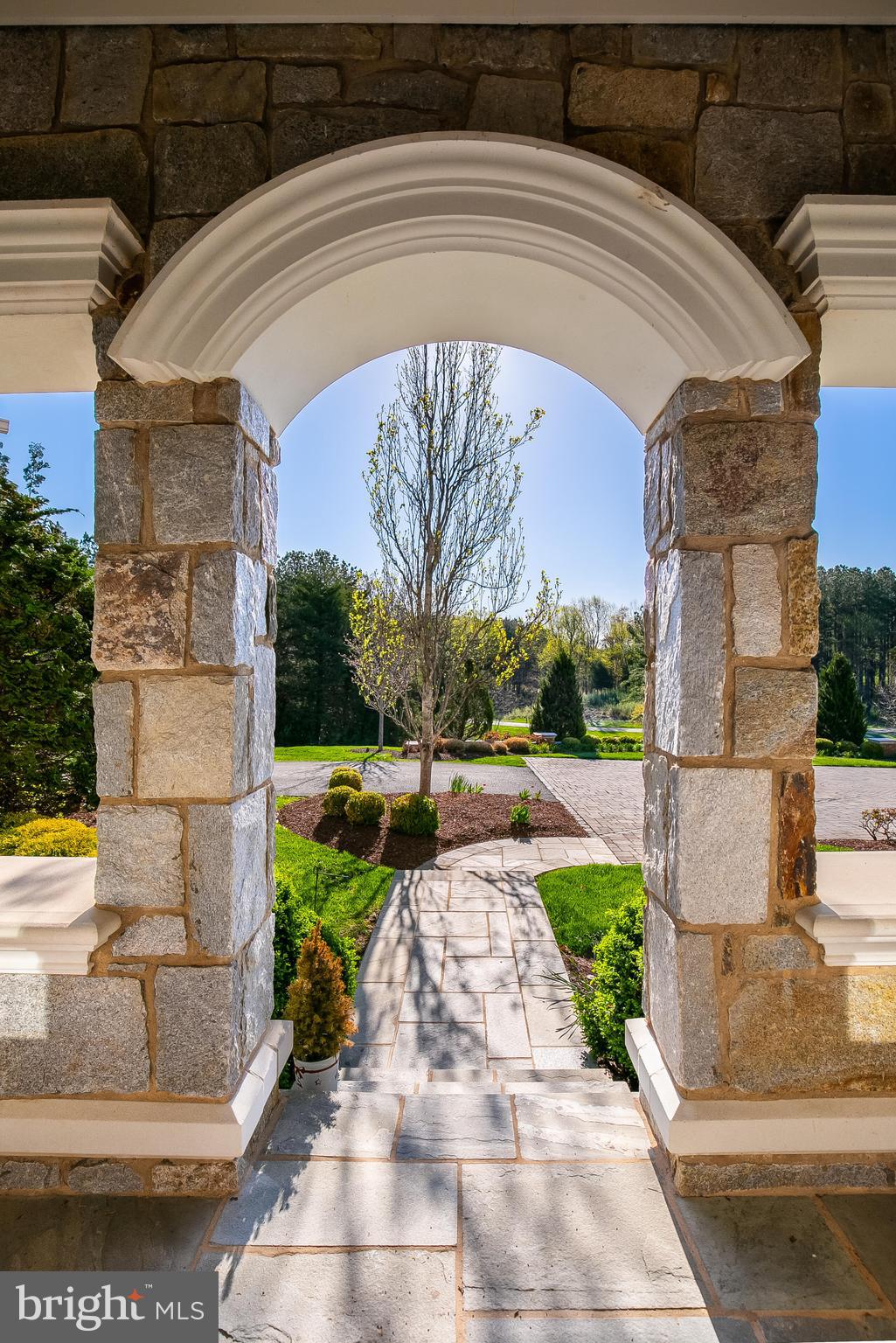 22577 Creighton Farms Dr