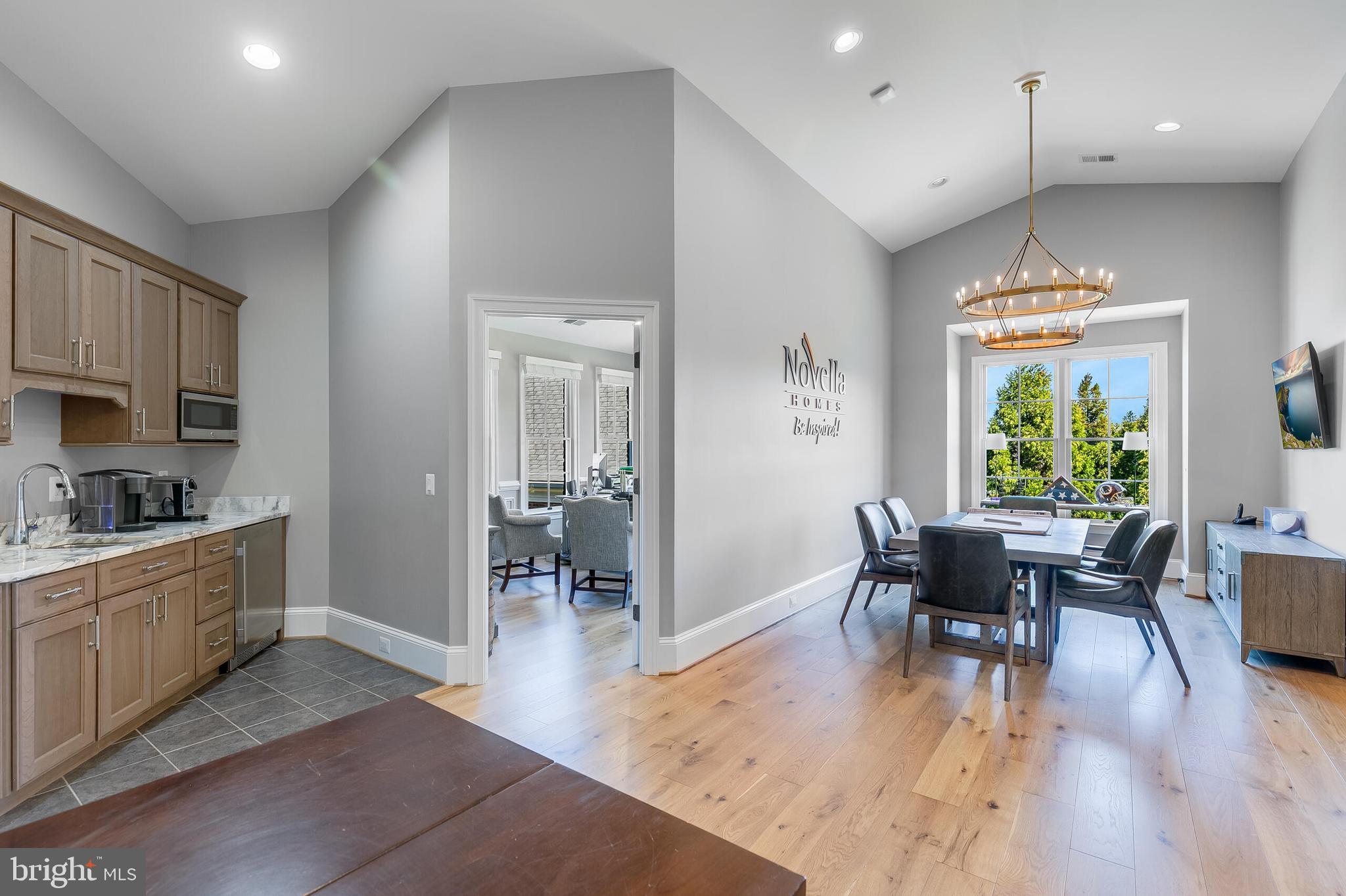 22577 Creighton Farms Dr