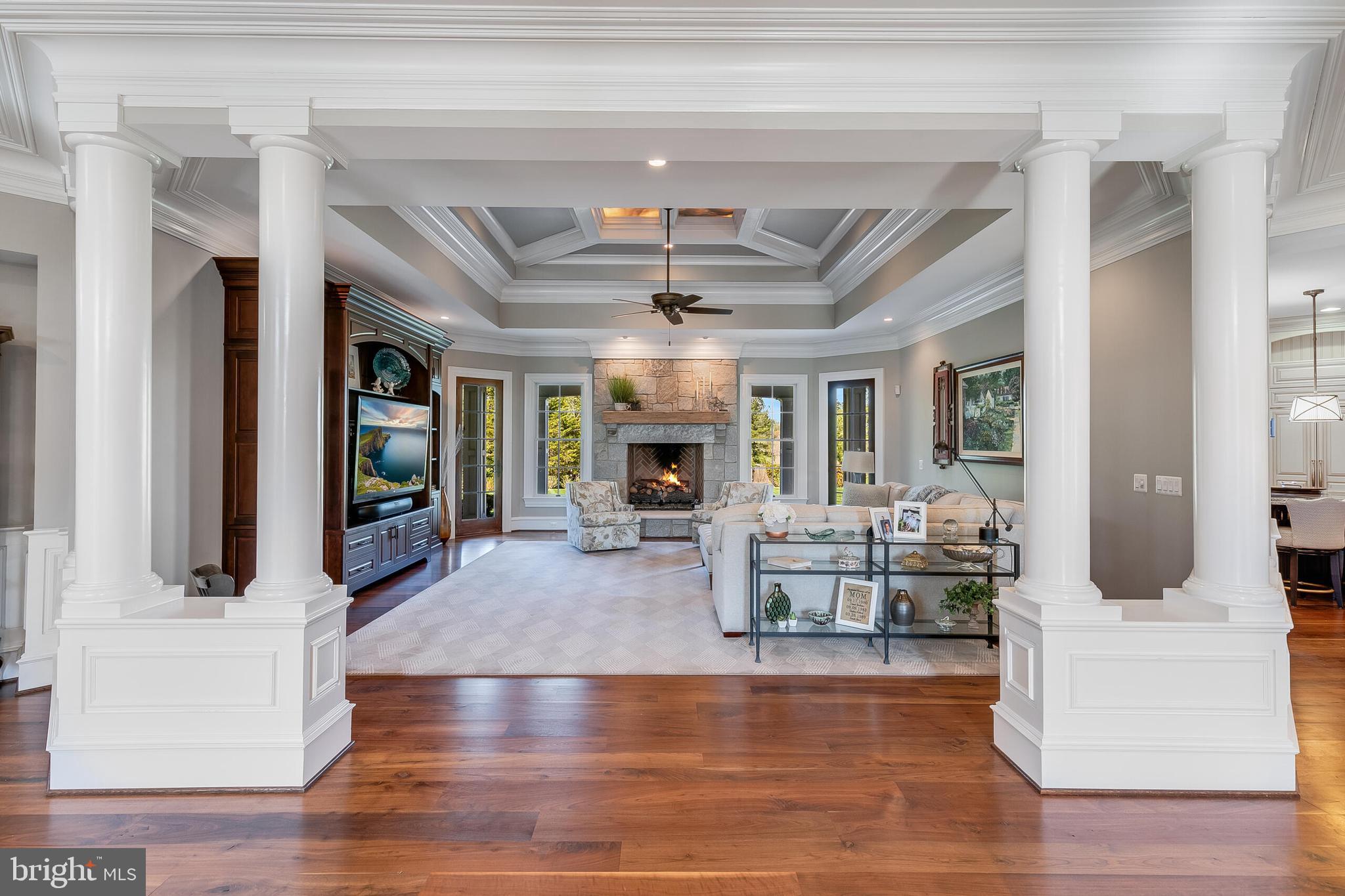 22577 Creighton Farms Dr