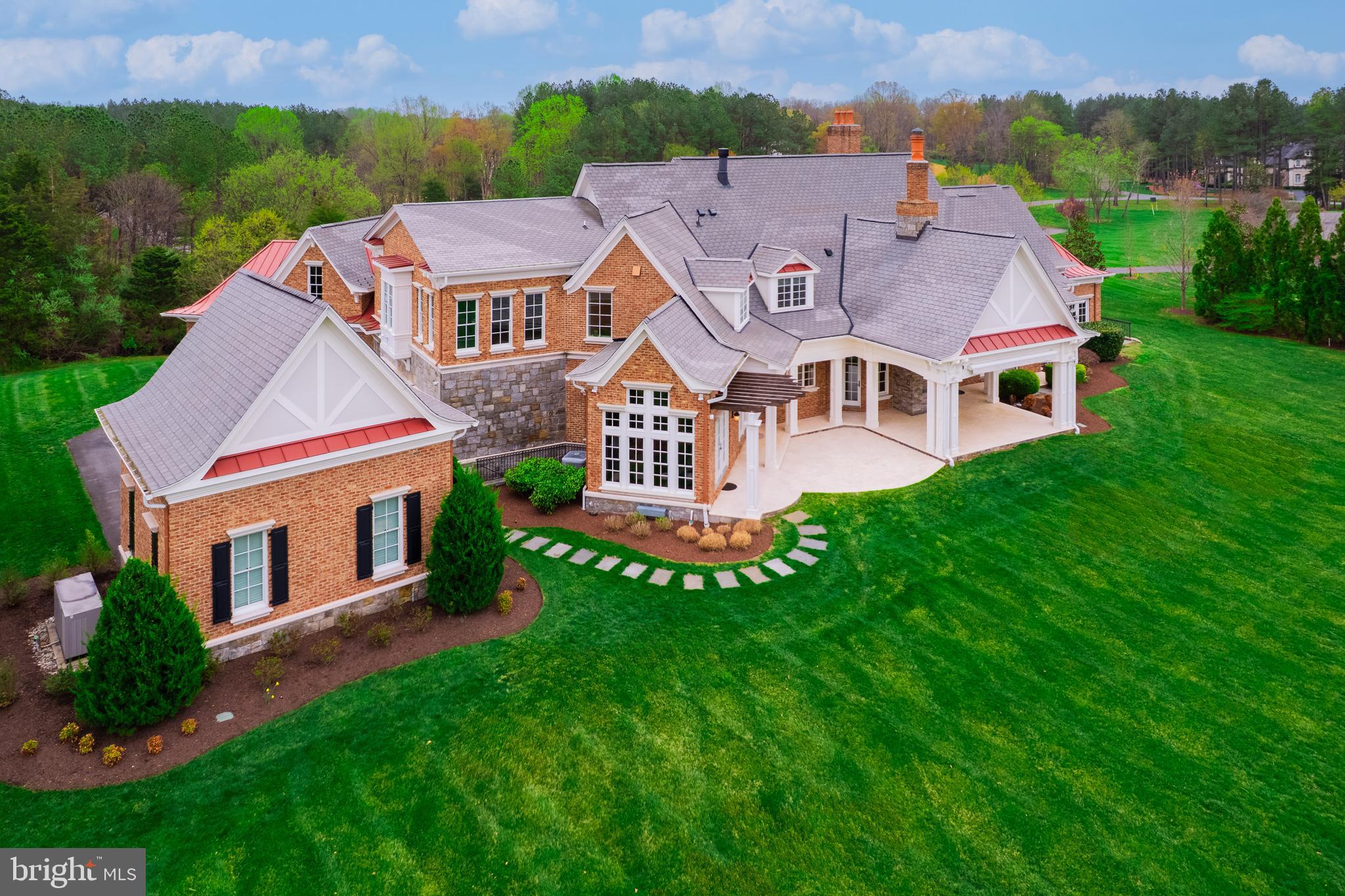 22577 Creighton Farms Dr