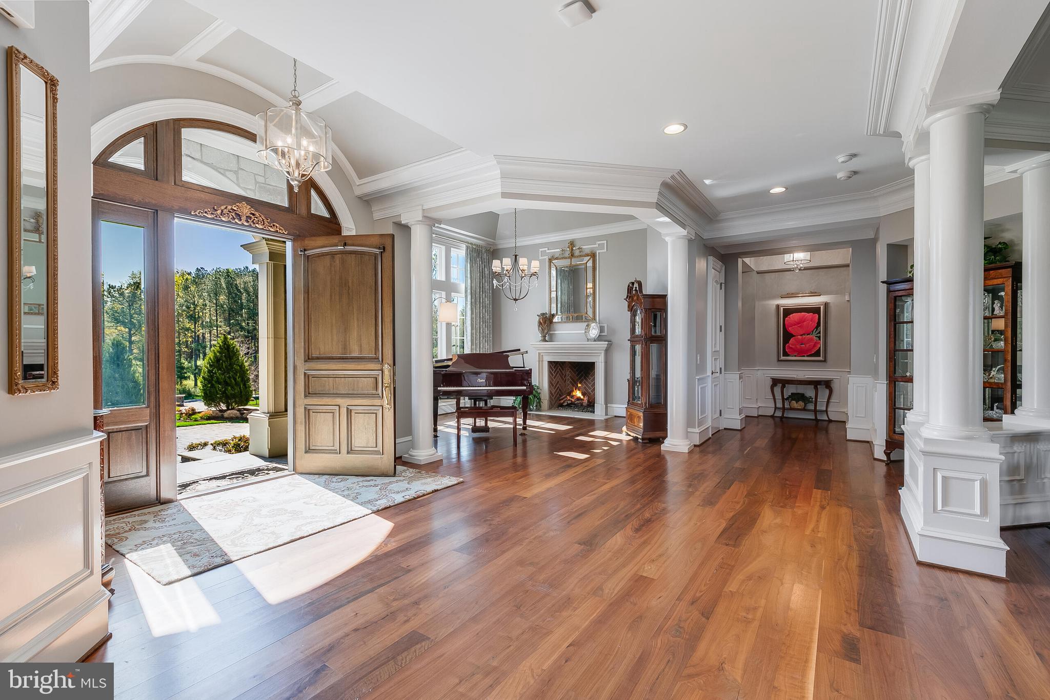 22577 Creighton Farms Dr