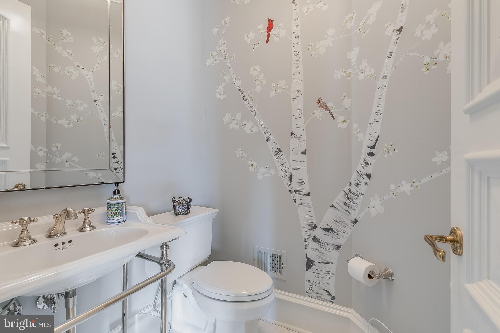 22577 Creighton Farms Dr