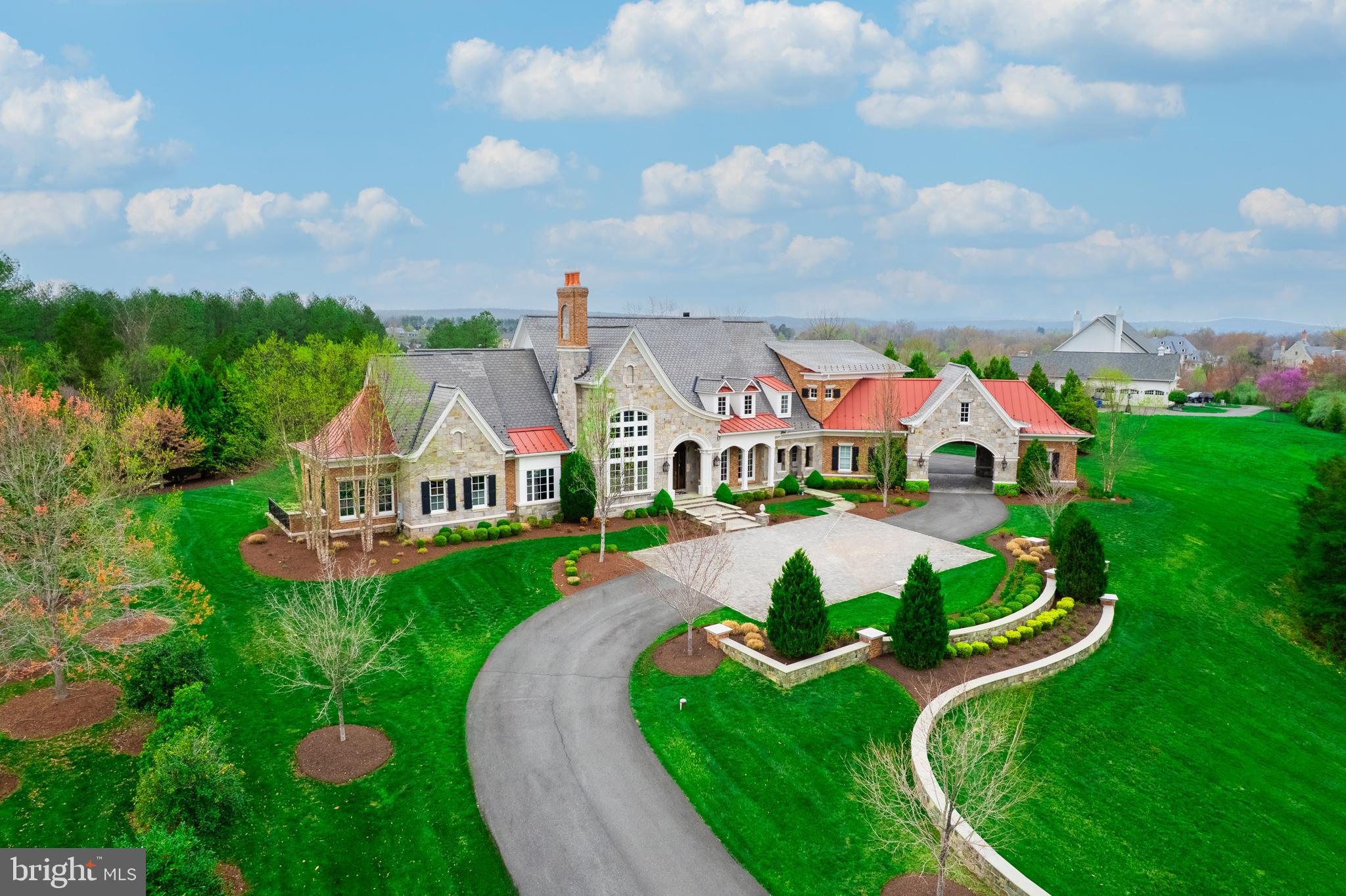 22577 Creighton Farms Dr