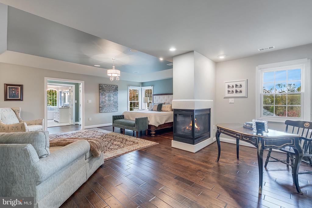 40747 LENAH RUN CIRCLE