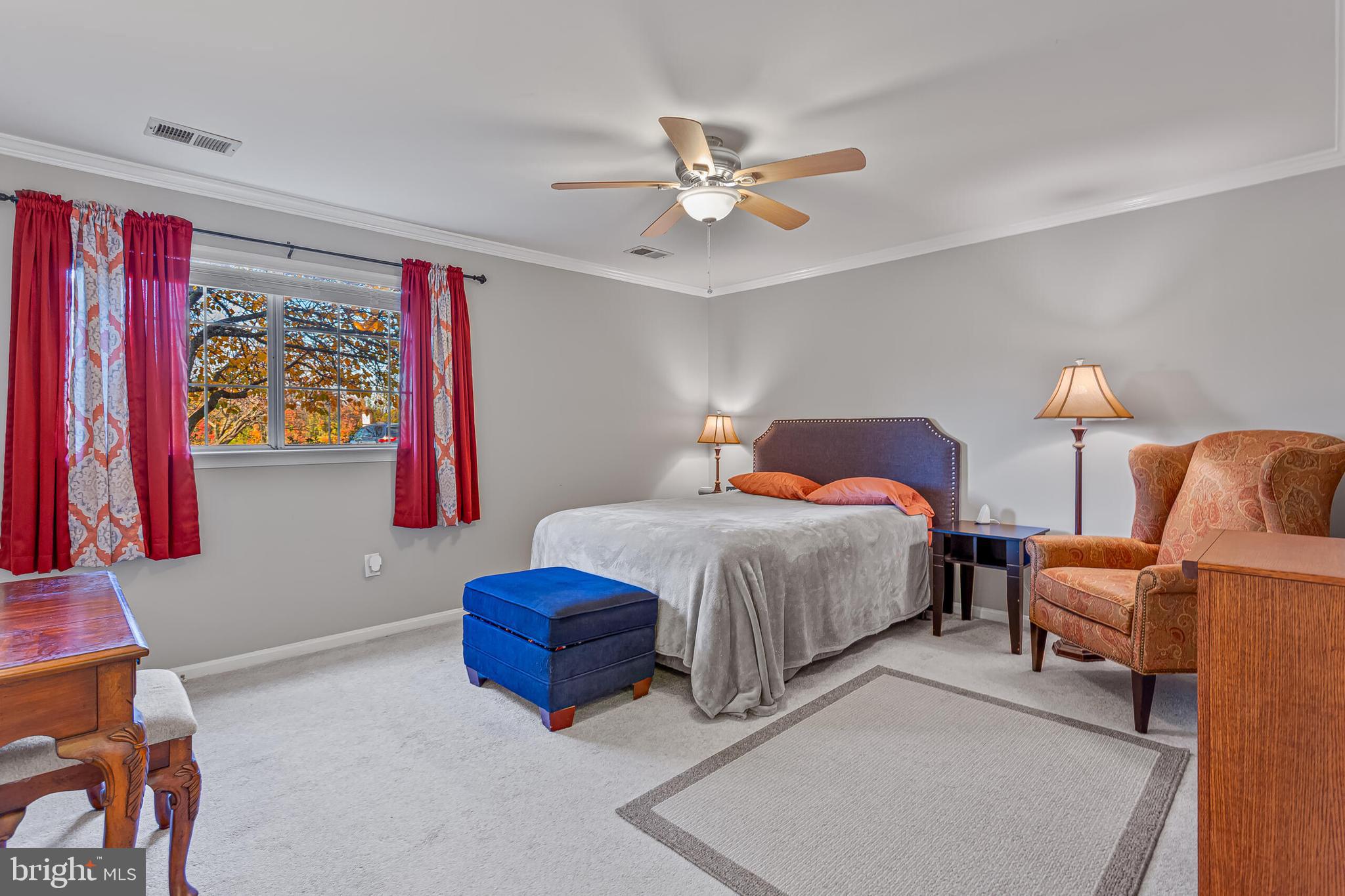 1130 HUNTMASTER TERRACE NE 102