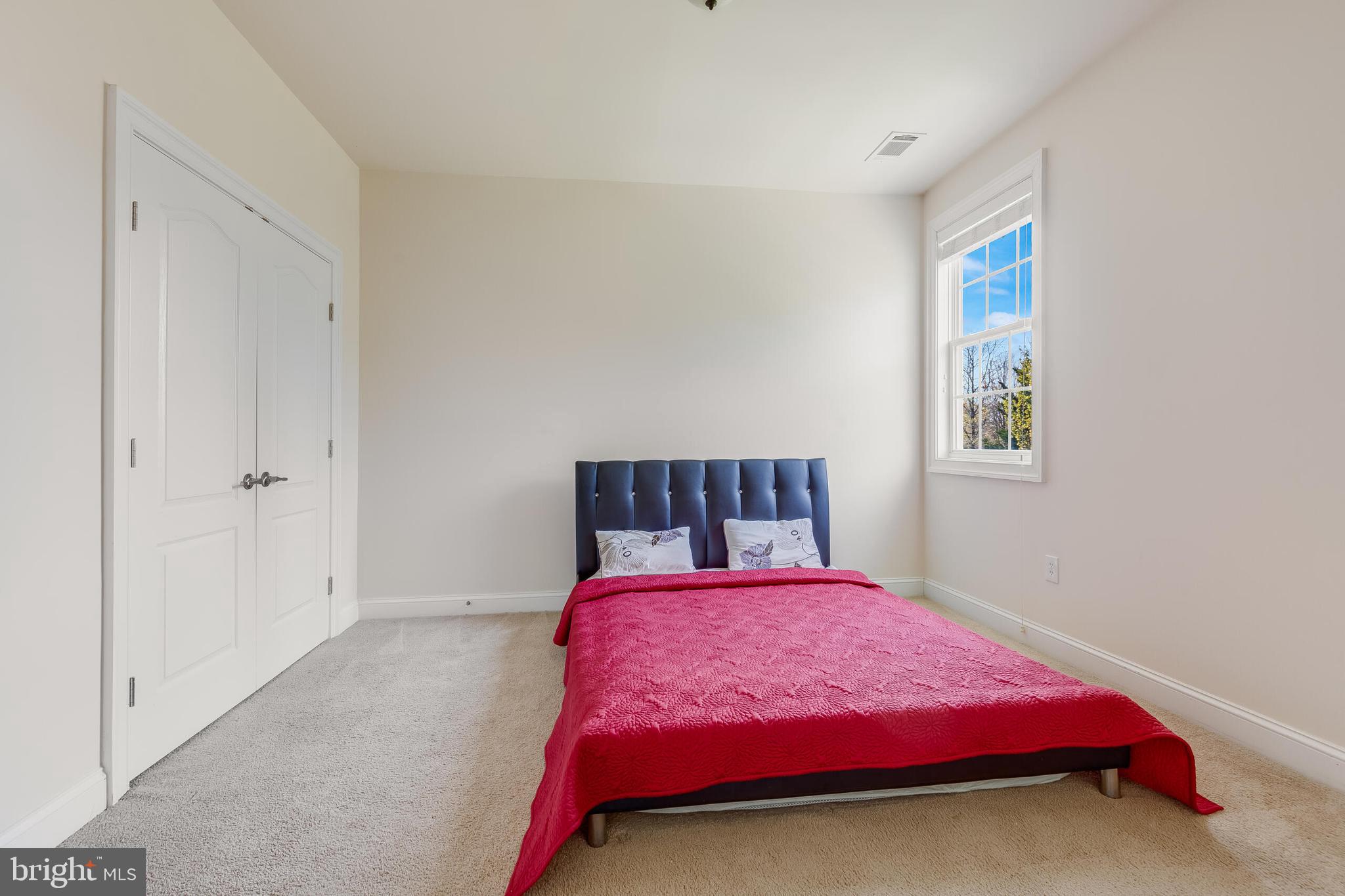 24531 FISHERMANS POND COURT