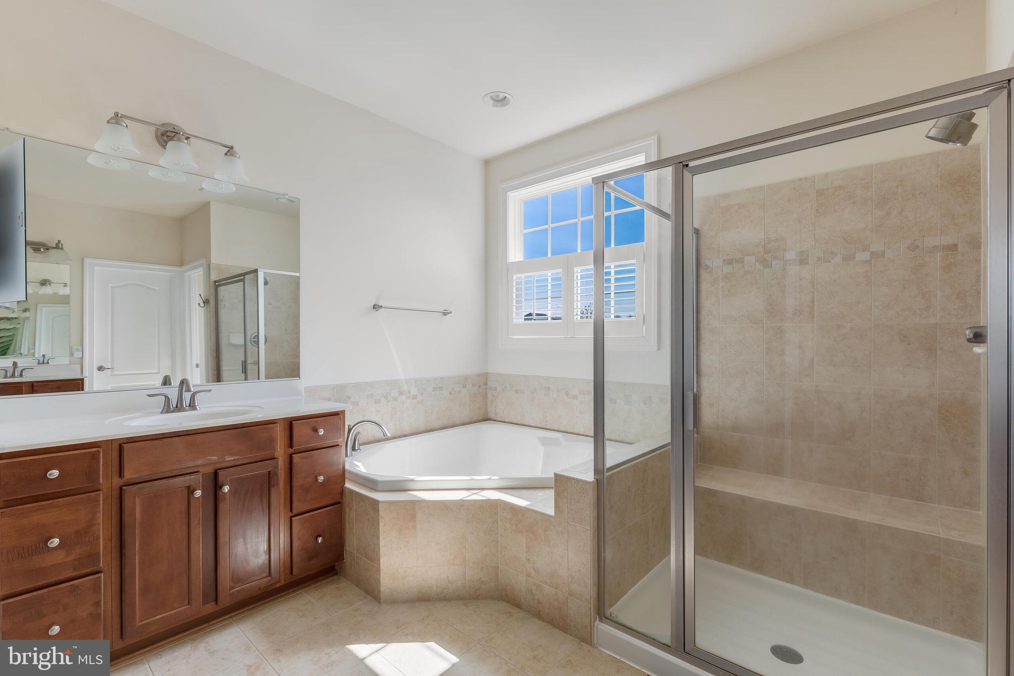 24531 FISHERMANS POND COURT