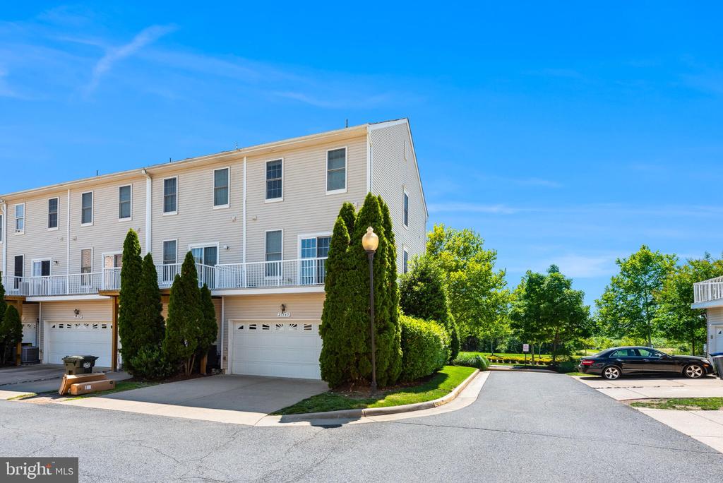 25165 FEMOYER TERRACE