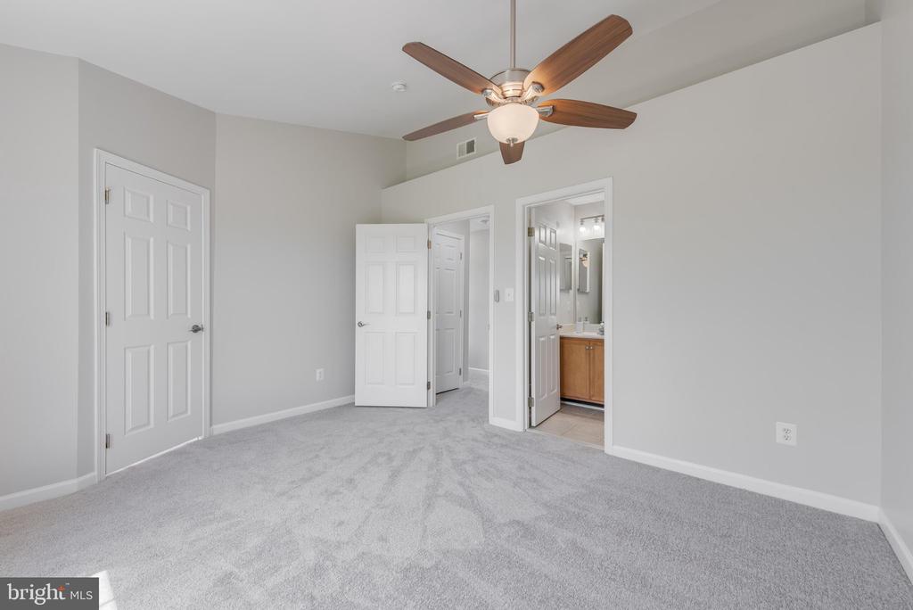 25165 FEMOYER TERRACE