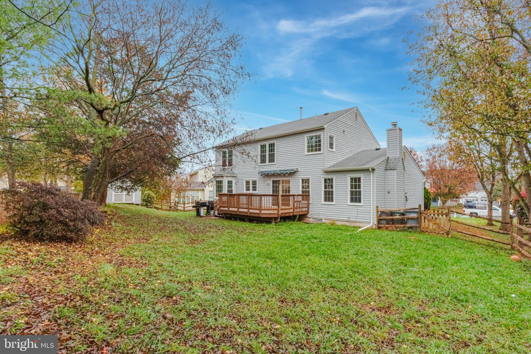 9370 River Crest Rd