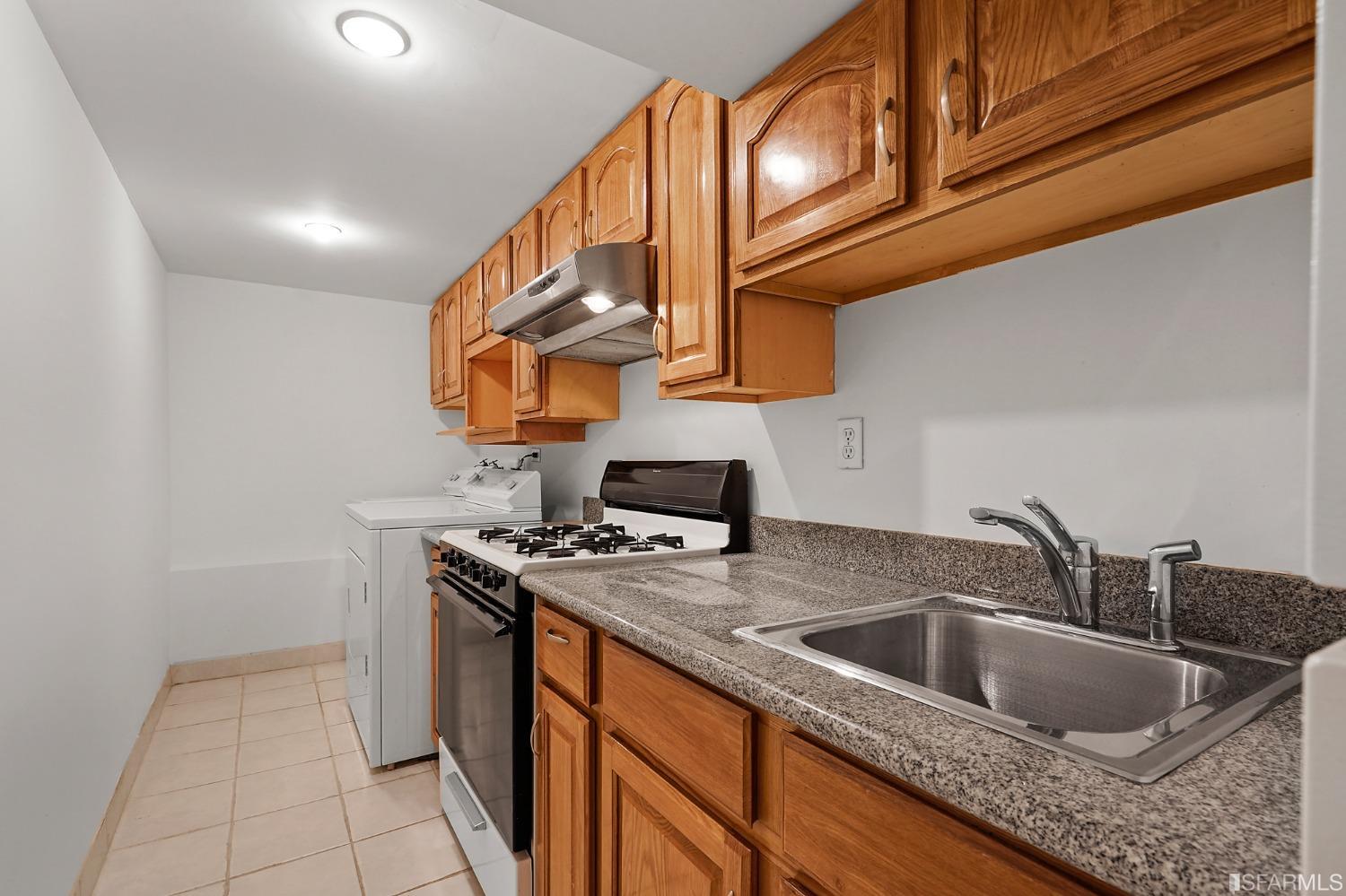 1258-1260 Chestnut Street