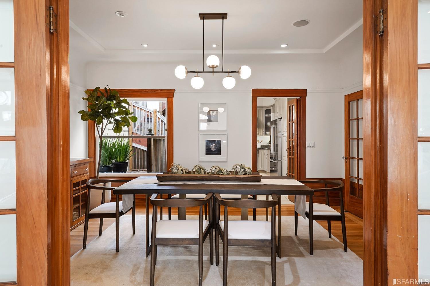 1258-1260 Chestnut Street