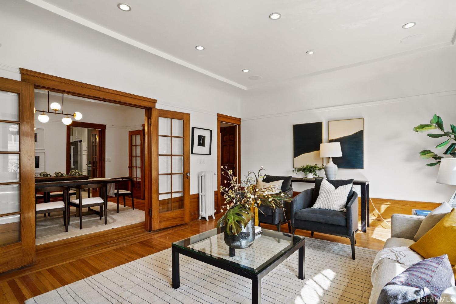 1258-1260 Chestnut Street