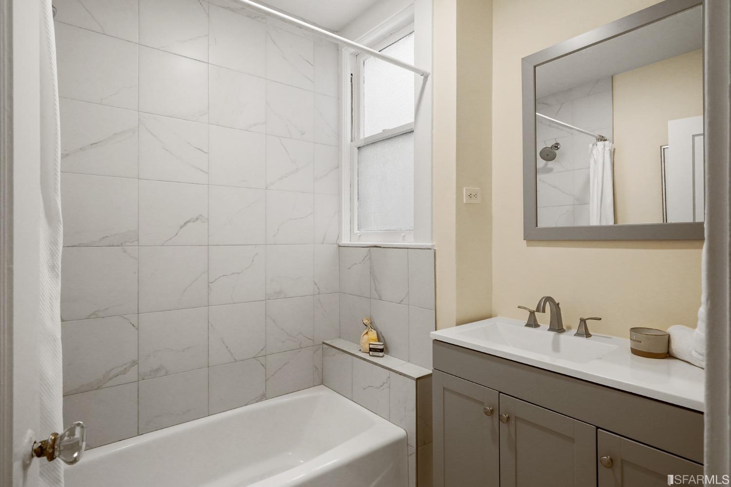 1258-1260 Chestnut Street