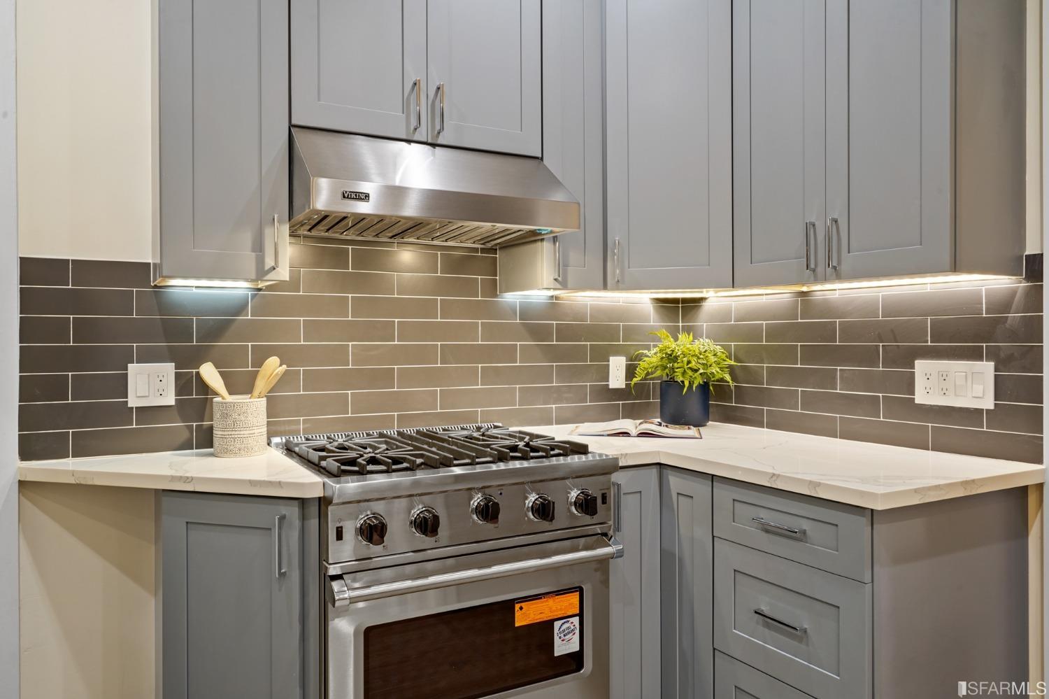 1258-1260 Chestnut Street