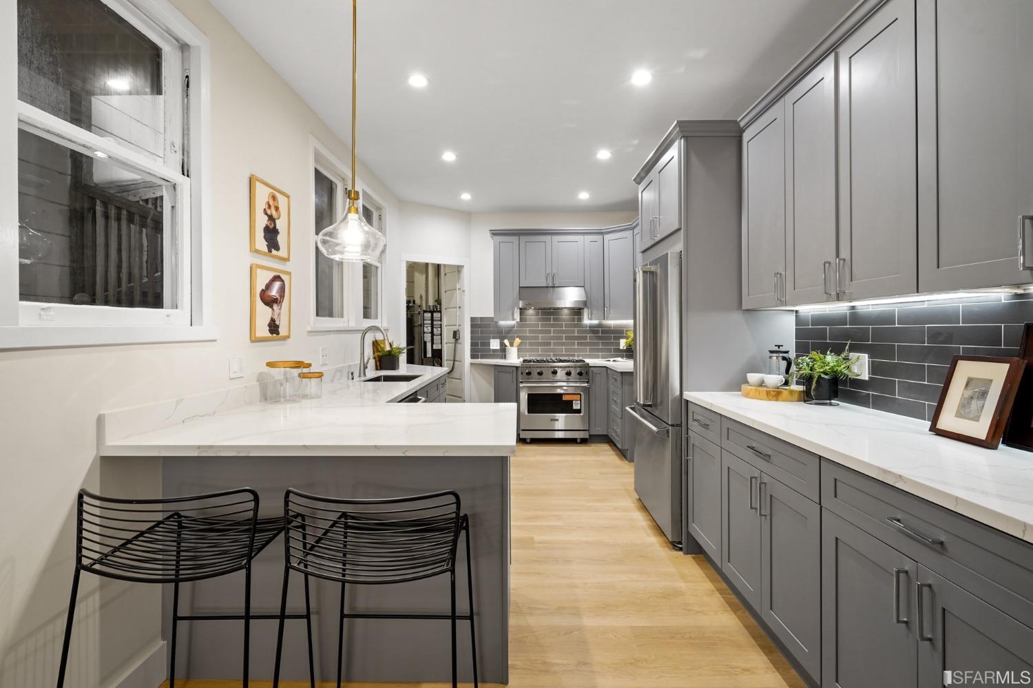 1258-1260 Chestnut Street