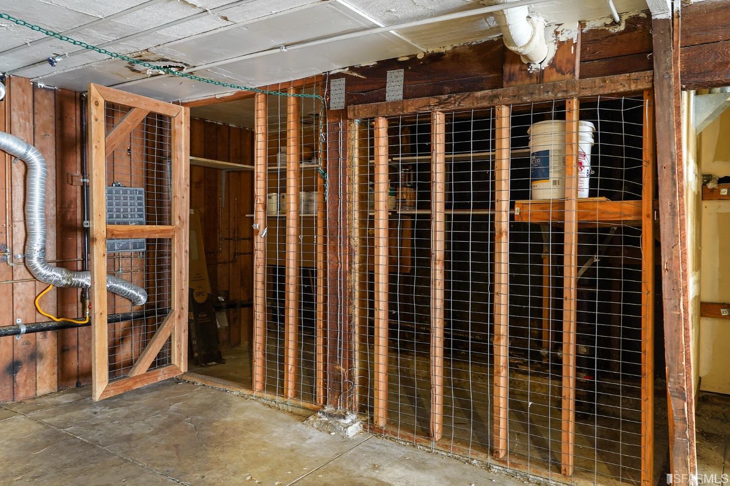 1258-1260 Chestnut Street