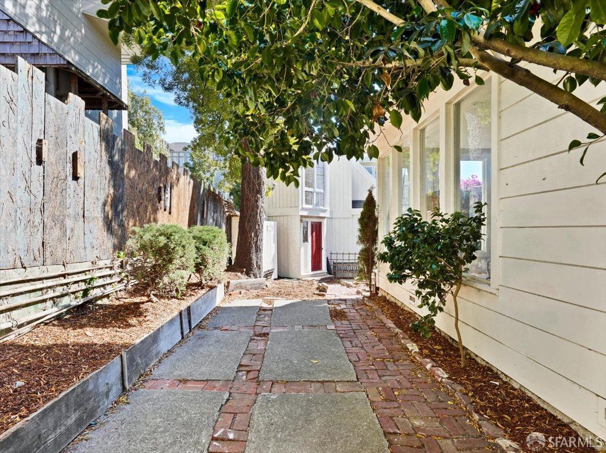 1359 Filbert Street