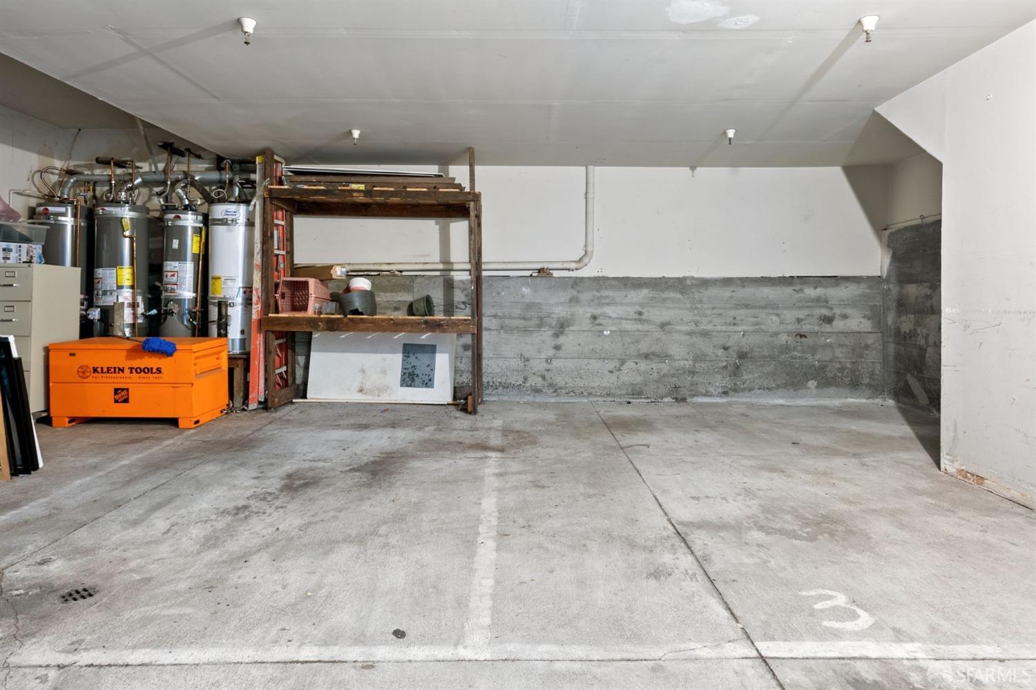 4040 Balboa Street Unit: 2