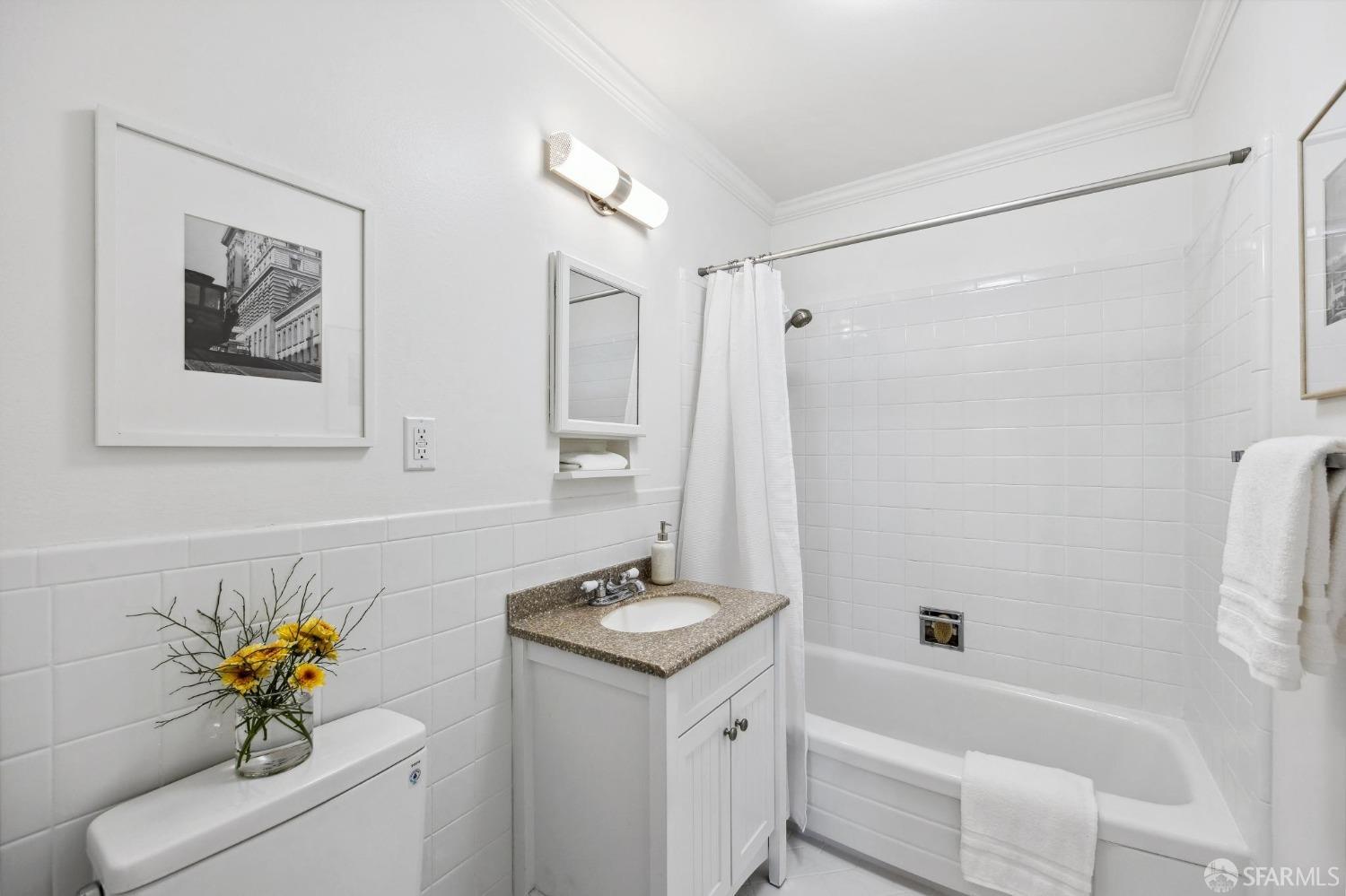 2090 Great Highway # 206
