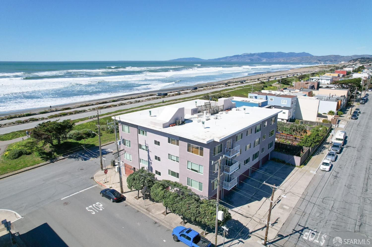 2090 Great Highway # 206