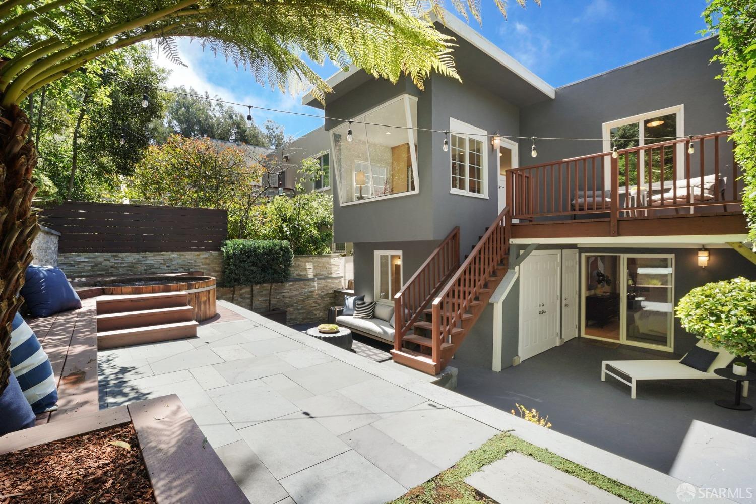 216 Dellbrook Avenue