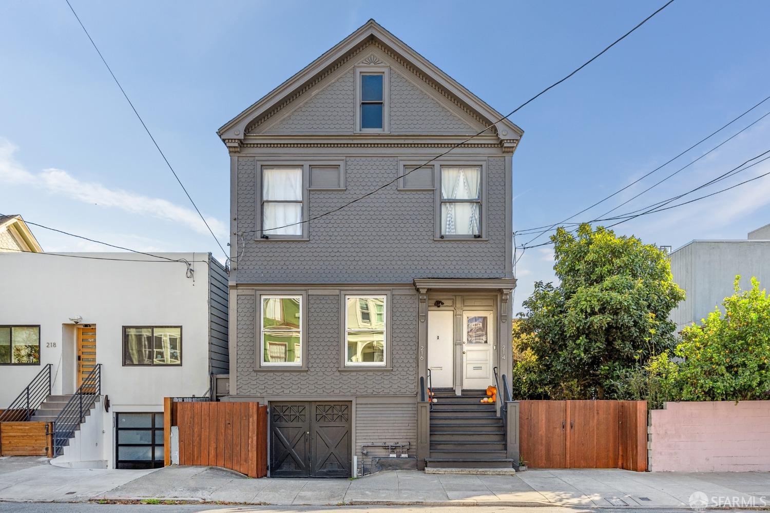 214-216 Richland Avenue