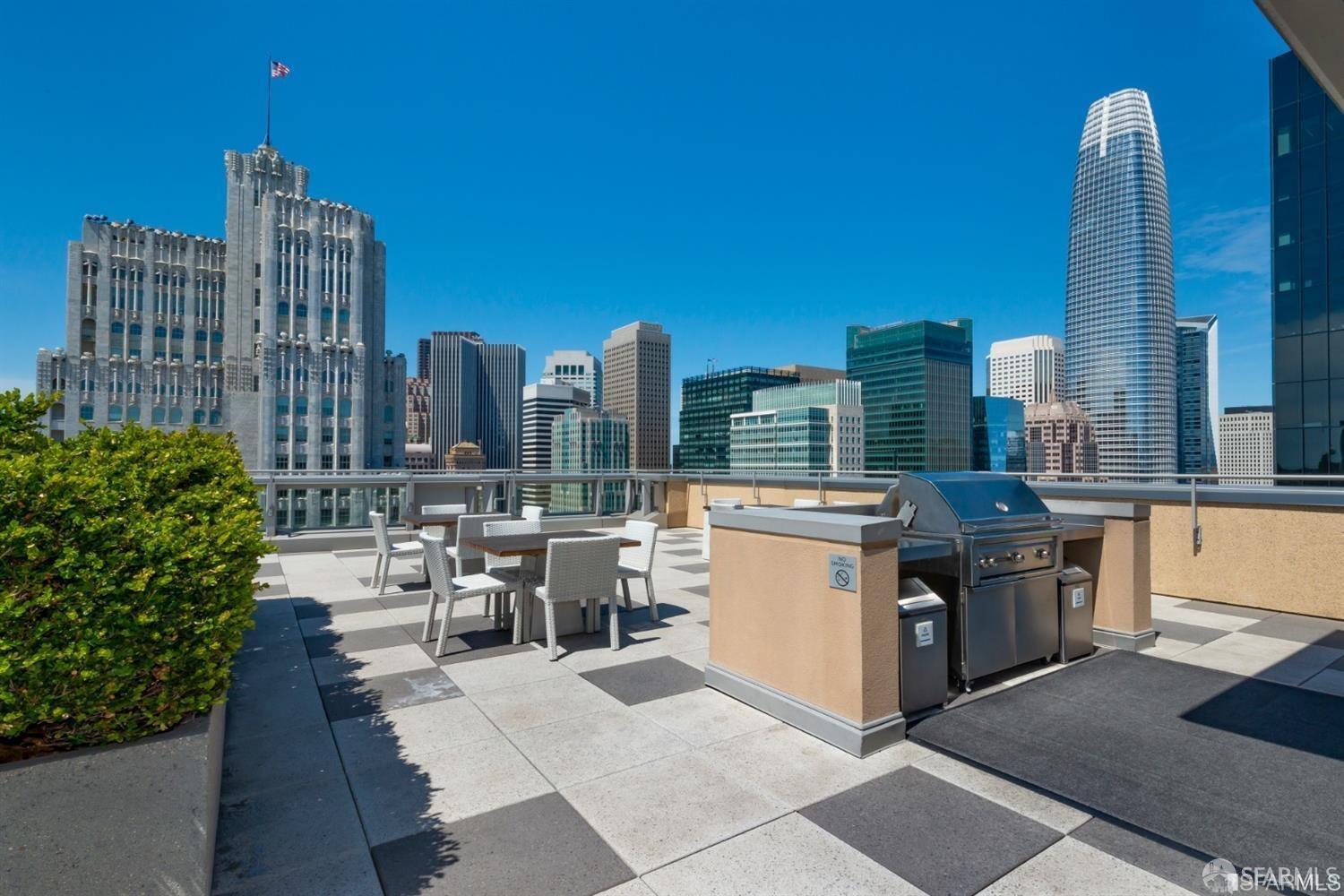 1 Hawthorne Street # 18F