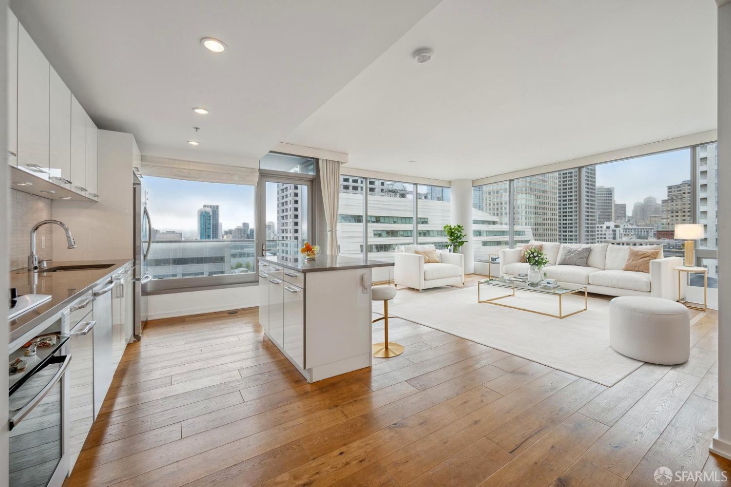 1 Hawthorne Street # 18F