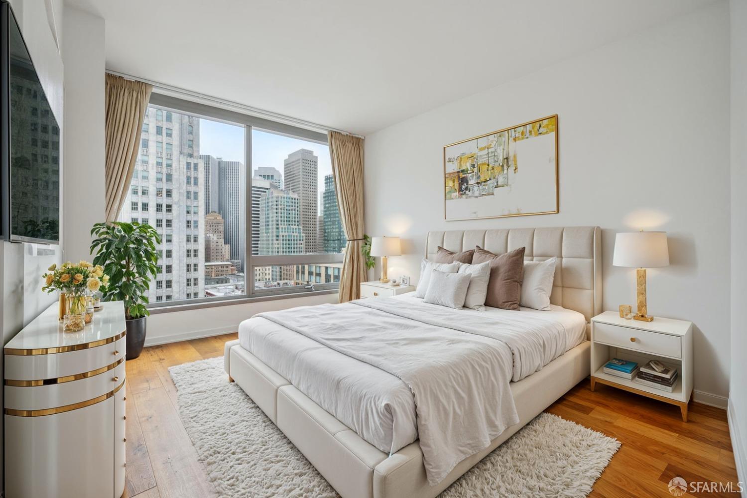 1 Hawthorne Street # 18F