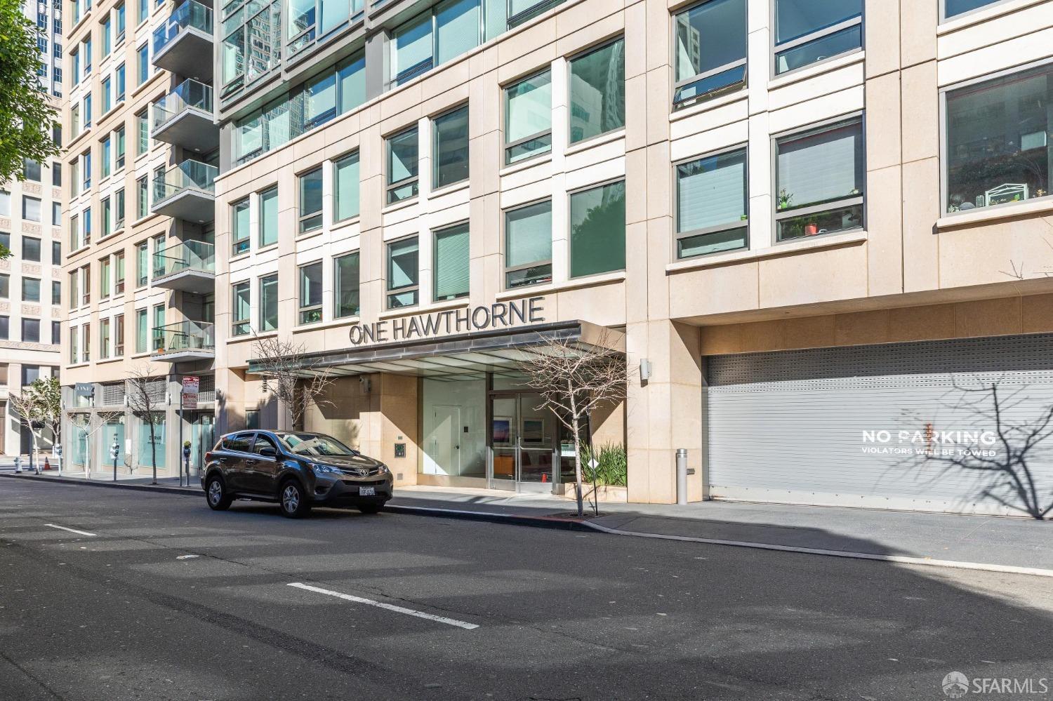 1 Hawthorne Street # 18F