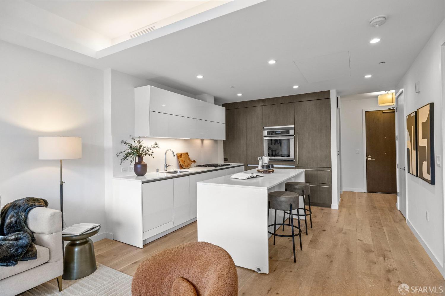1650 Broadway Street # 105