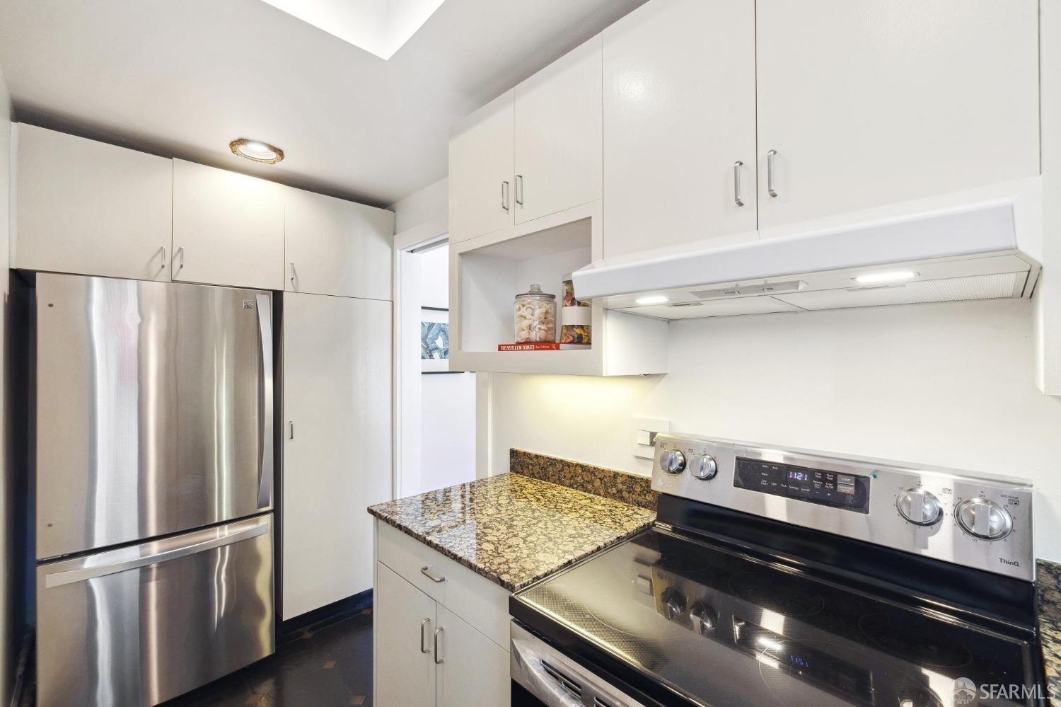 850 Powell Street # 200