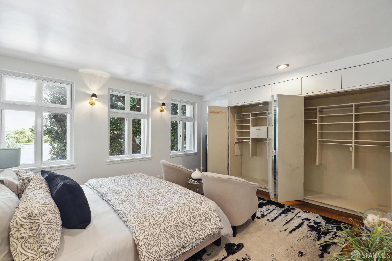 850 Powell Street # 200