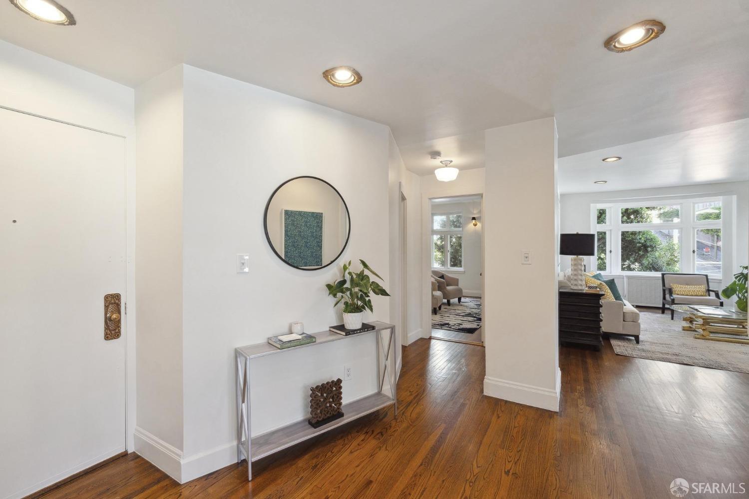 850 Powell Street # 200