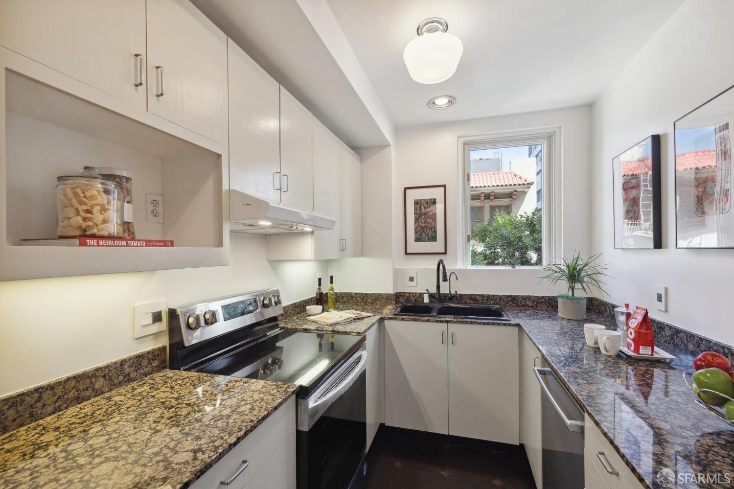 850 Powell Street # 200