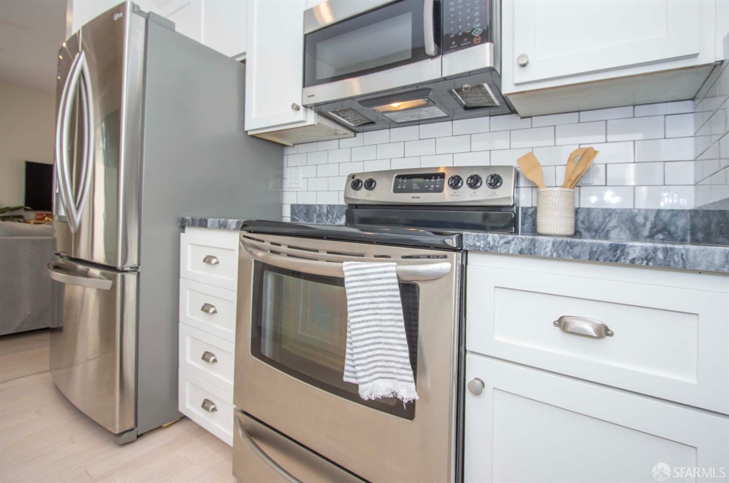 2185 Bush Street # 214
