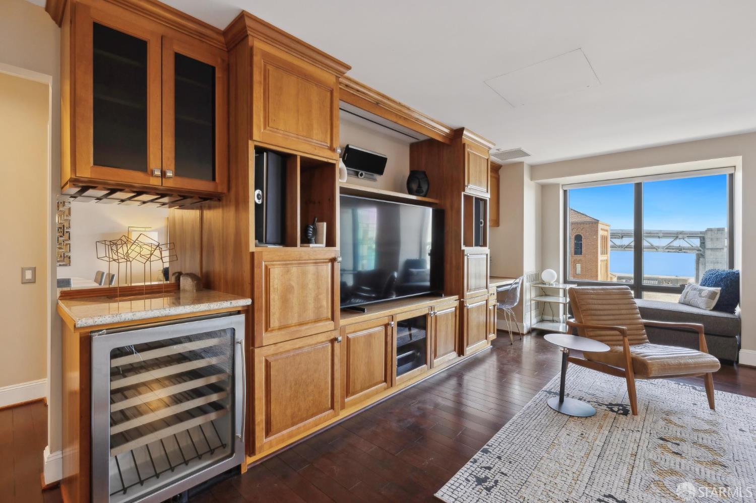 75 Folsom Street # 1200