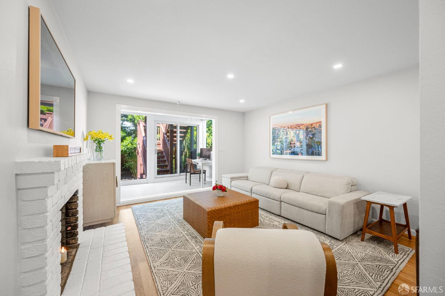3234 Washington Street # 4