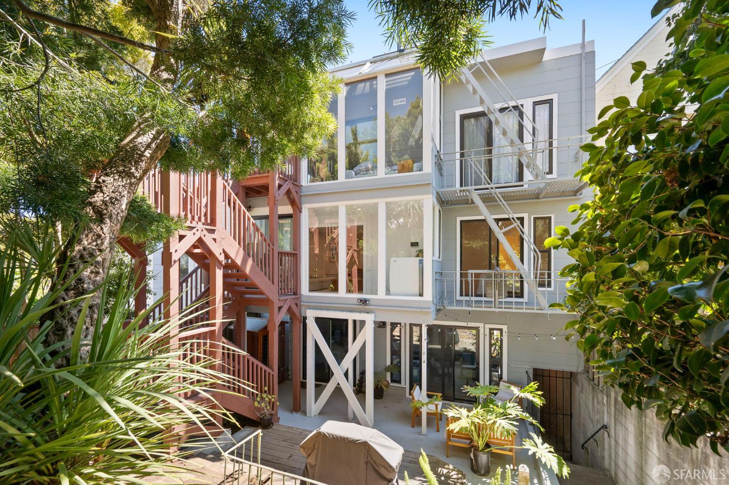 3234 Washington Street # 4