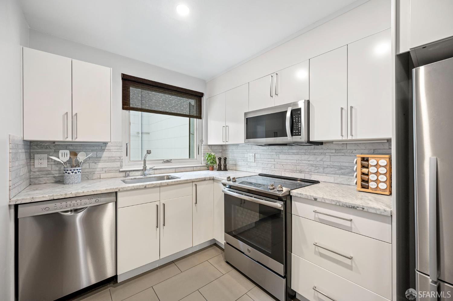 3234 Washington Street # 4