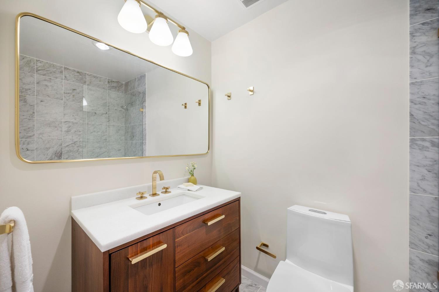3234 Washington Street # 4