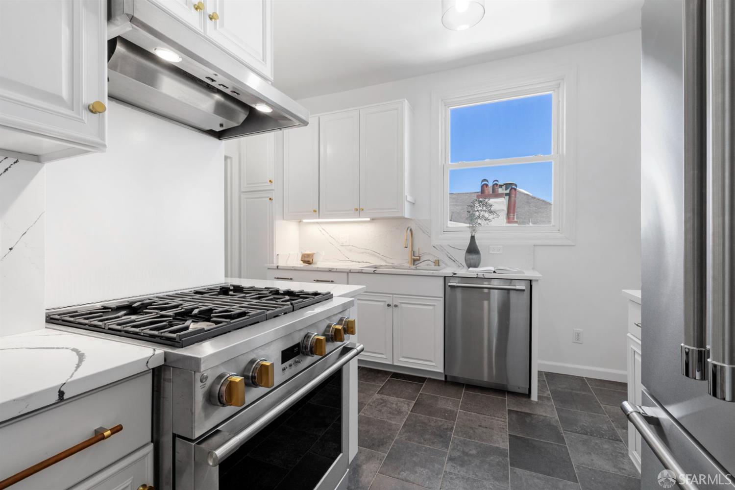 166 Palm Avenue # 3