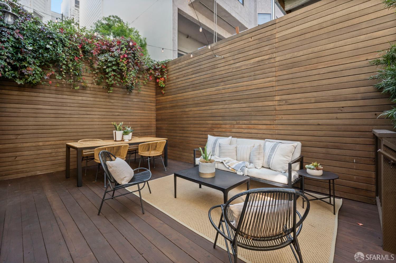 2429 Franklin Street
