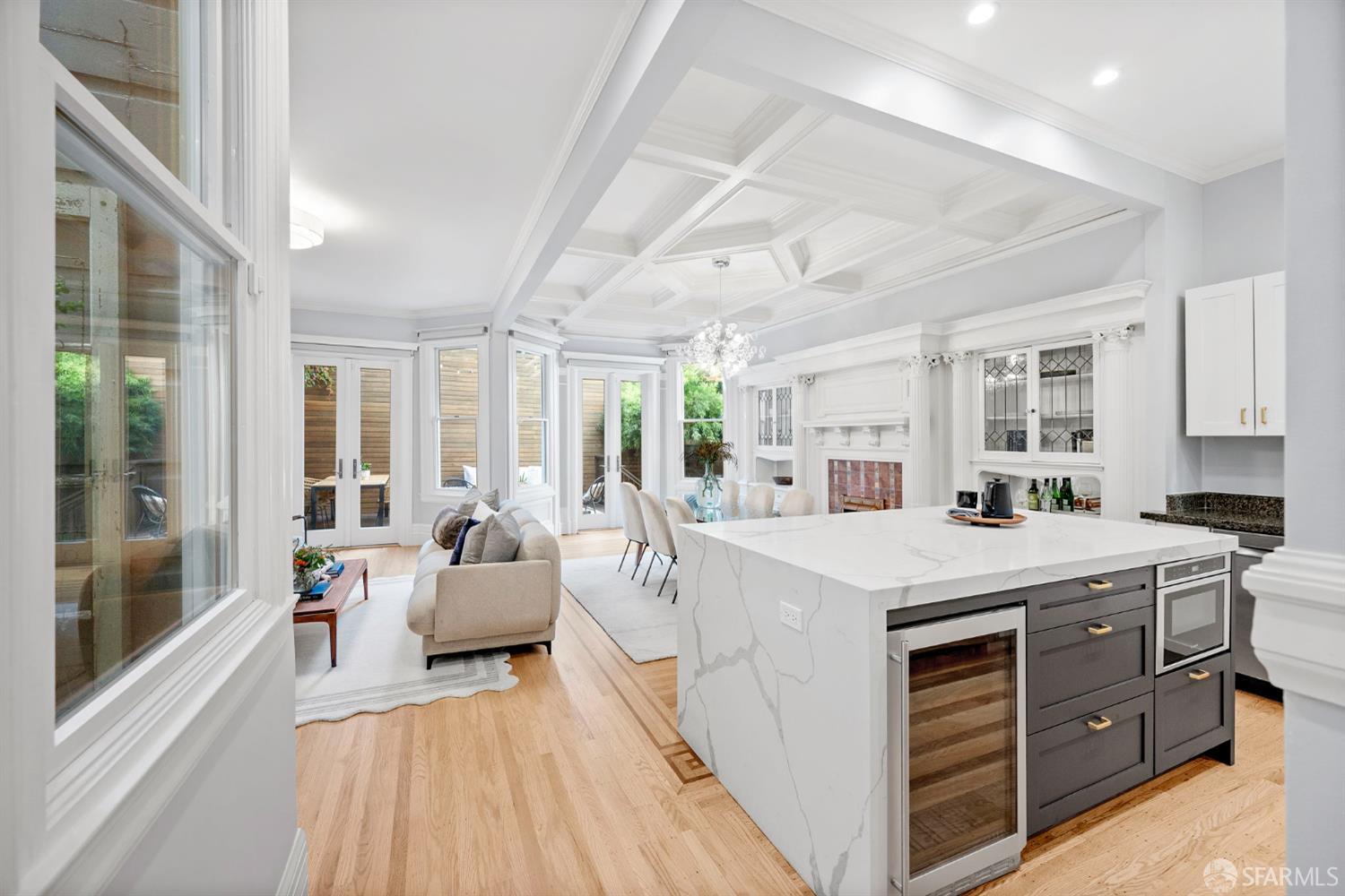 2429 Franklin Street