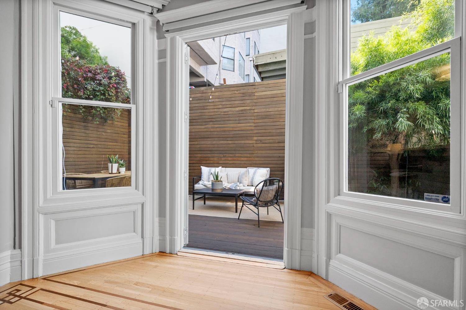 2429 Franklin Street